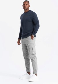 Ombre OM-SSPS-0181 - Felpa - navy