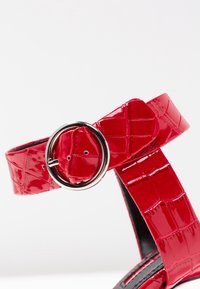 Topshop Sandales à talons hauts - red