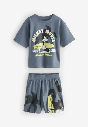 Mickey Mouse surf-tema sæt, der indeholder en grå T-shirt med grafisk print og matchende shorts. Bomuldsblanding, afslappet pasform, elastisk talje.