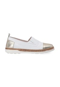 Bílé slip-on boty s metalickým zlatým špičkou, tkaným juteovým středním kusem a texturovaným koženým svrškem. Obsahují malou poutko na patě.