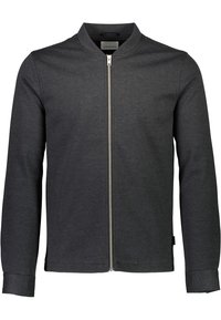 Ei valittu, dk grey mix