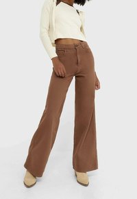 Stradivarius Cardigan - stone