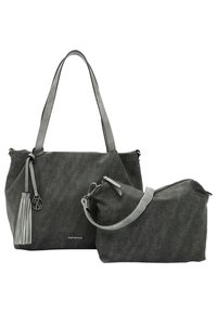 Set di borse in tessuto grigio composto da una grande borsa a tracolla con un fascione decorativo e una borsa a zip più piccola, entrambe con manici in pelle liscia.