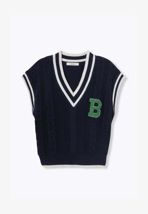 Gilet en tricot marine avec manches courtes, col en V, bordure rayée blanche, motifs texturés et un "B" vert brodé sur le devant.
