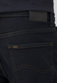 Niewybrane, blue black