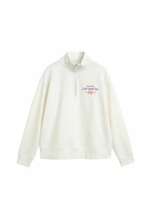 Cream-colored pullover sweatshirt with a half-zip collar, featuring embroidered text: "NEW HAVEN Gant Sports Club 1949 USA." Soft texture.