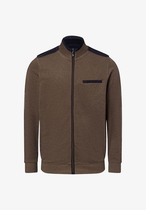 Bruine ritsjack met hoge kraag, voorzien van marineblauwe schouderaccenten, een borstzak en ribgebreide manchetten en zoom. Glad textuur.