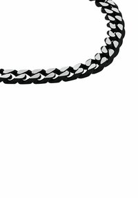 Collana in metallo con catena che presenta anelli neri e argento alternati, texture liscia e un design audace e intrecciato.