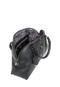 Czarna skórzana torba na ramię z zamkiem błyskawicznym na górze, podwójnymi uchwytami oraz wzorzystą szaro-skalną tkaniną wewnątrz z wieloma przegródkami.