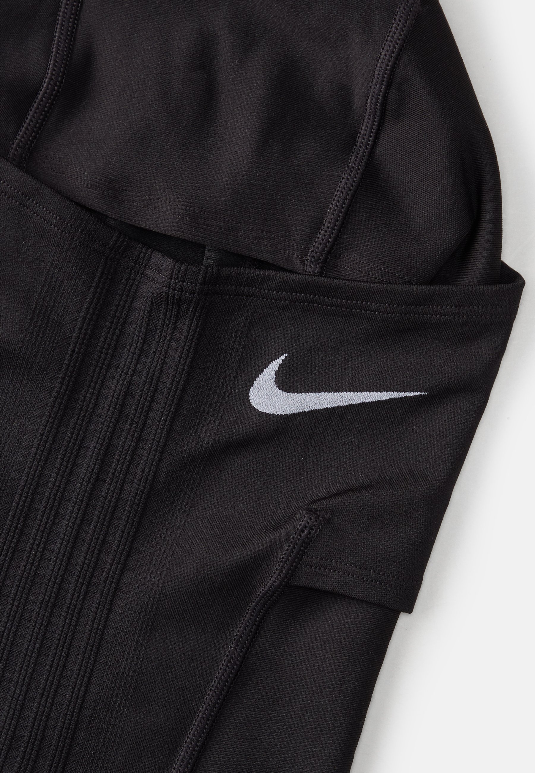 what is nike hyperwarm