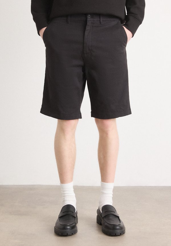 MODERN STRAIGHT - Shorts