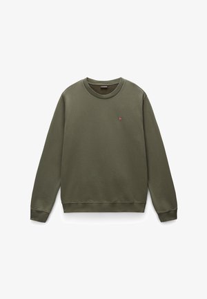 Sudadera verde oliva hecha de una tela suave, con cuello redondo y puños acanalados. Un pequeño logotipo de color está posicionado en el pecho.