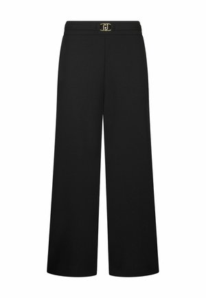 Pantalones de pierna ancha negros con una textura suave, que cuentan con una hebilla de cinturón con el logo dorado y una cinturilla ajustada para un ajuste estructurado.