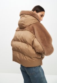 Cesare Gaspari Winterjacke - beige