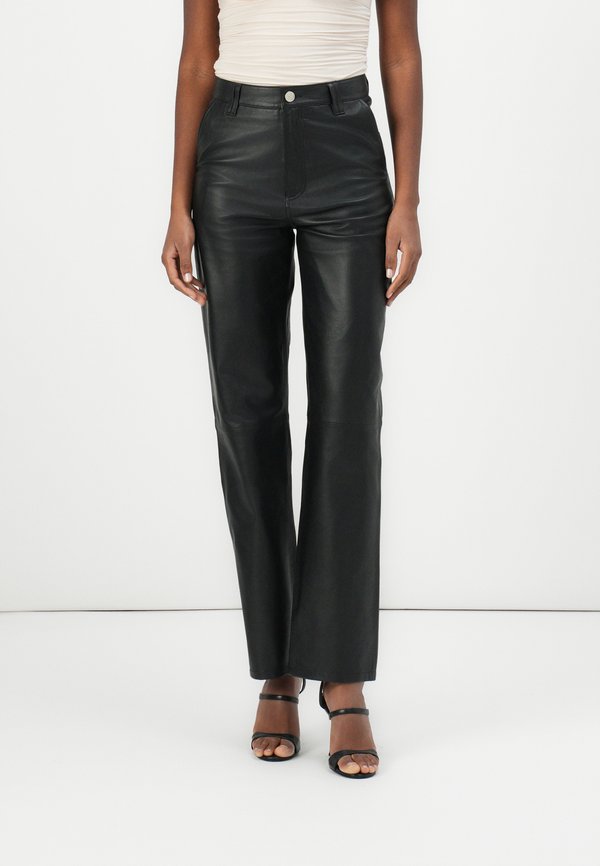 TOFF - Leather trousers