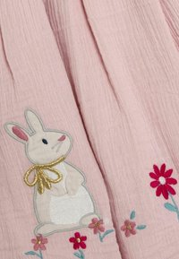 JoJo Maman Bébé CHEESE- REGULAR FIT - Sarafanas - pink bunny applique