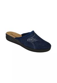 Pantofole blu scuro senza lacci, con una morbida texture scamosciata, caratterizzate da cuciture bianche e una suola nera leggermente rialzata. Design semplice.
