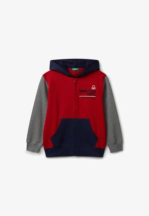 Rote und graue Zip-Hoodie mit einem navyblauen Akzent. Verfügt über eine Fronttasche, eine verstellbare Kapuze und ein gesticktes "BENETTON DEPT."-Logo.