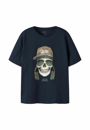 Schwarzes Baumwoll-T-Shirt mit einem Grafikdesign eines Schädels, der Sonnenbrillen und eine Kappe mit "Chicago" trägt, begleitet von Kopfhörern und dem Text "URBAN YOUTH."
