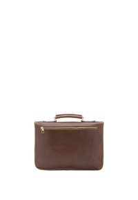 Valigetta in pelle marrone con una superficie liscia, dotata di manico superiore e di una tasca frontale con zip e hardware dorato. Forma rettangolare.