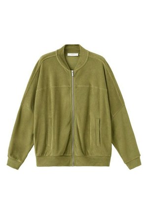 Olivgrüne Fleece-Jacke mit Reißverschluss, gerippten Bündchen an Ärmeln, Kragen und Saum sowie zwei vorderen Eingrifftaschen.