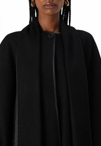 Aware VMNAOMI  - Keep - black