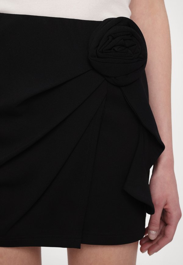 EXCLUSIVE ZOE - Mini skirt4