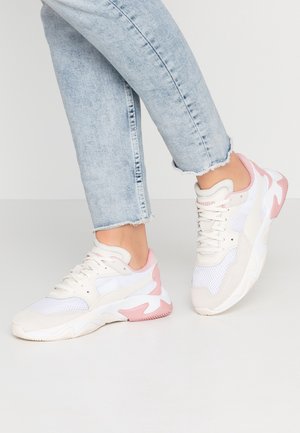 Sneaker low - pink