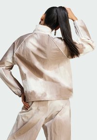 adidas Originals FADE HALF-ZIP - Tréningová bunda - beige