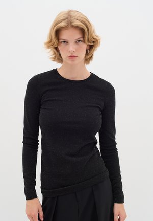 Sort langærmet top med slim fit og en subtil glitrende tekstur, der har en rund halsudskæring og tætsiddende ærmer.