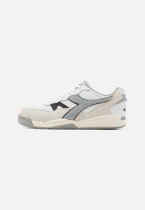 WINNER UNISEX - Sneakers laag - white/high rise