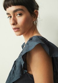 Next RUFFLE V NECK REGULAR FIT - Pusero - navy