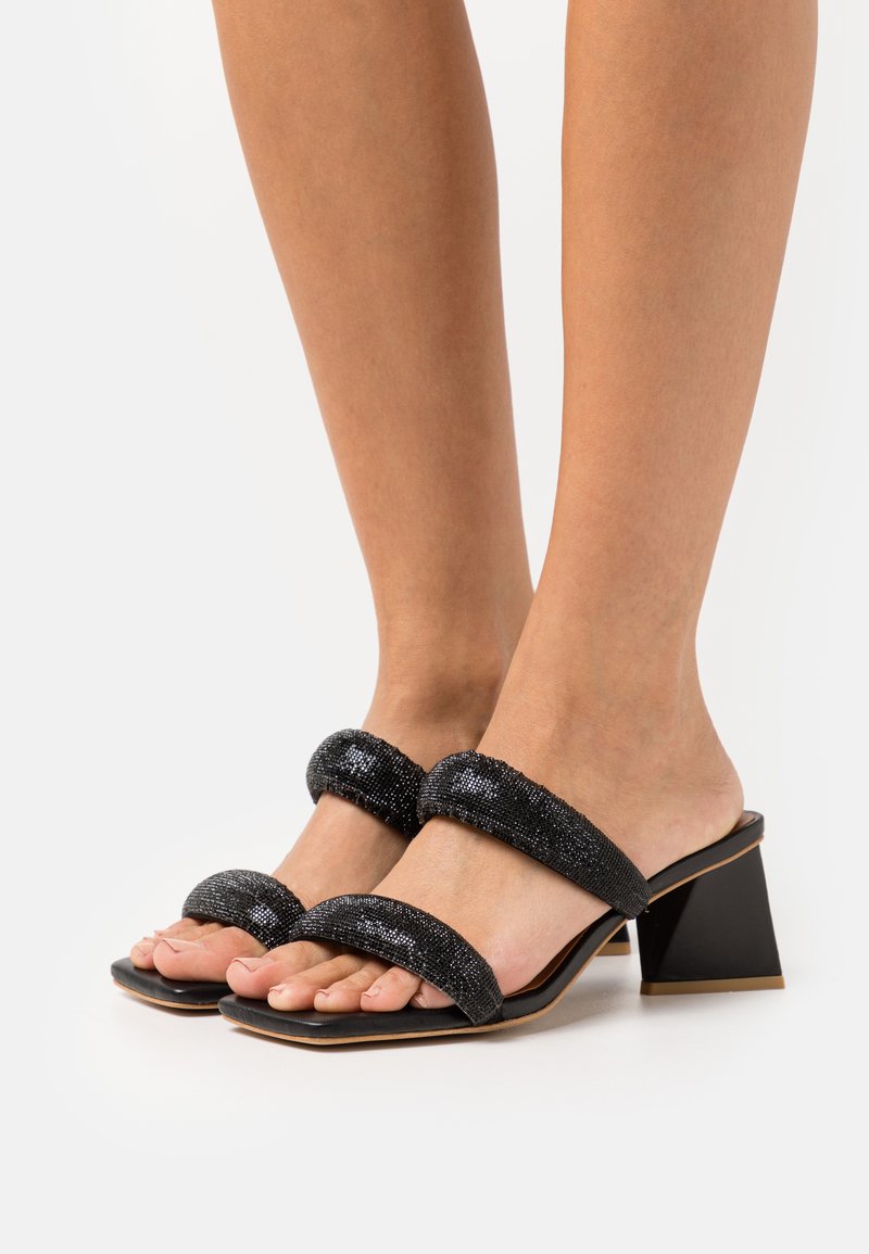 ÁNGEL ALARCÓN Heeled mules black Zalando.ie