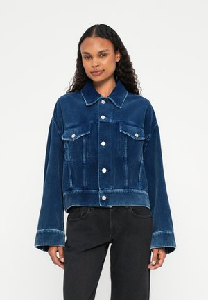 OLI CROPPED TRUCKER - Jas - oxnard