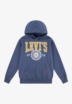 Sudadera azul marino con un gran logo "LEVI'S" en blanco y amarillo, un bolsillo frontal, y puños y dobladillo acanalados. Fabricada con tejido suave.
