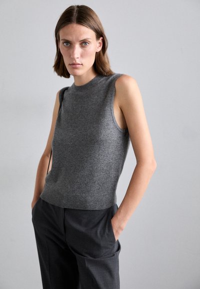 Theory Top - light charcoal