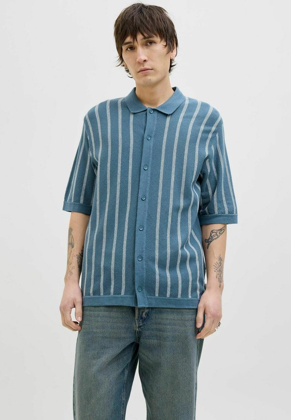 Strickjacke - oceanview