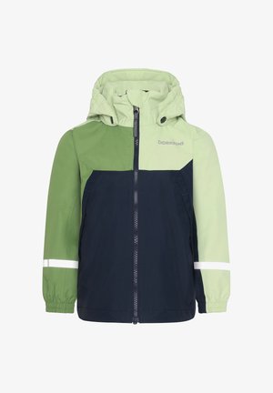 Vandtæt jakke i grøn og marineblå, med lynlås, justerbar hætte, elastiske manchetter og reflekterende detaljer på ærmerne.