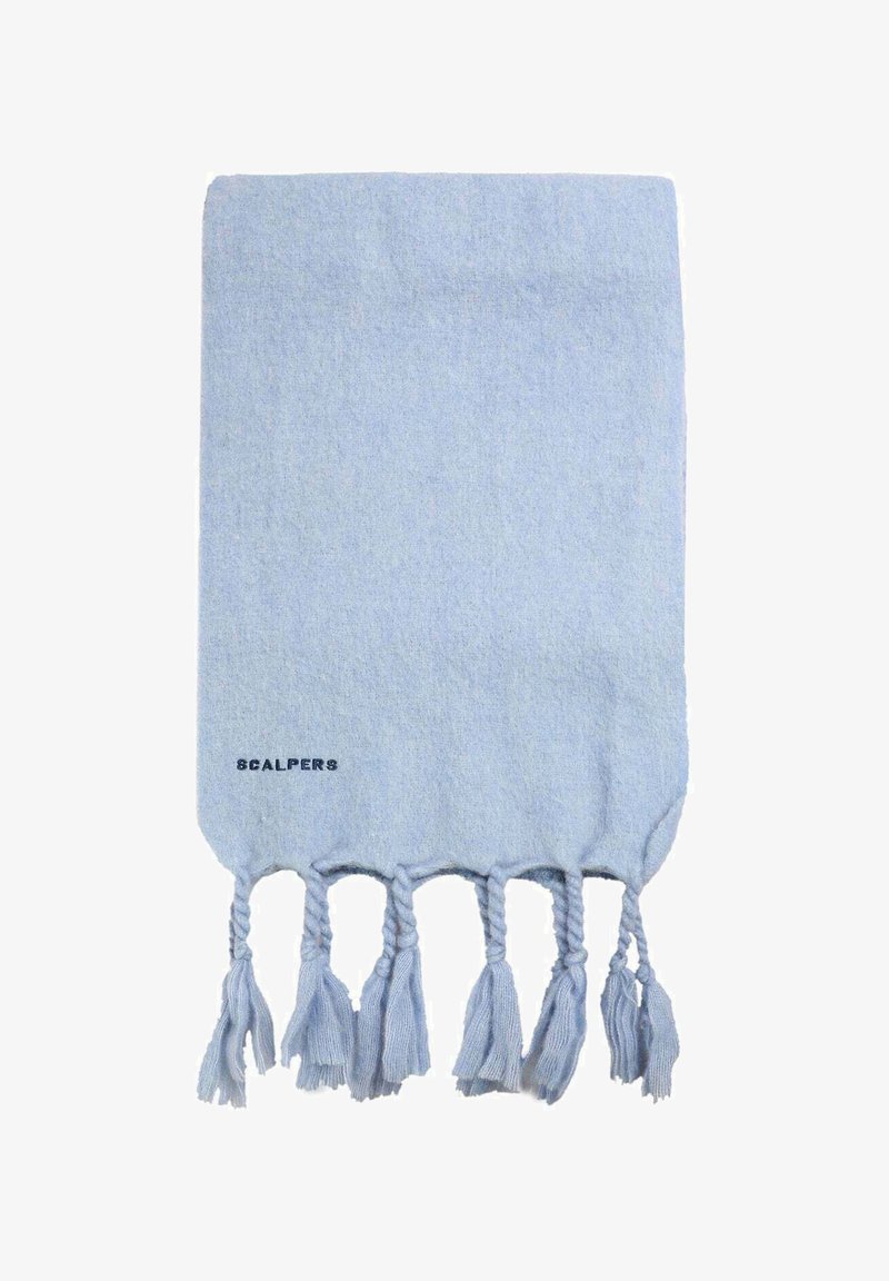 Serviette tissée bleu clair avec des franges tressées en bas. Arbore le texte "SCALPERS" en bleu foncé sur le côté gauche. Texture douce.