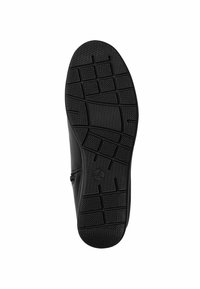 Semelle de chaussure noire avec un motif texturé. Comprend plusieurs rainures pour une traction et une zone de talon lisse. Matériau en caoutchouc durable.