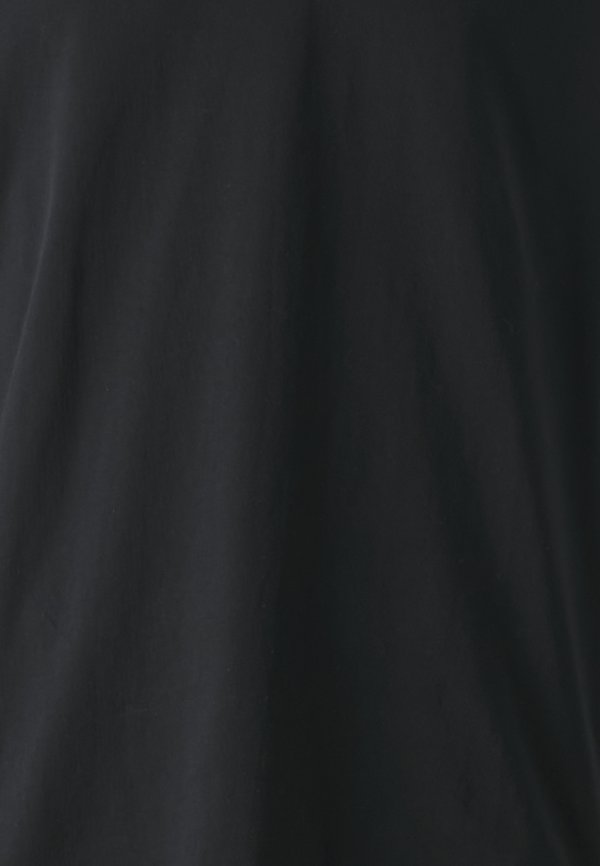 QUENTIN - Basic T-shirt2