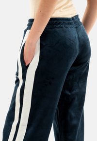 Superdry & Co Pantalones deportivos - bleu