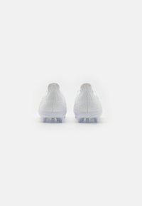 adidas Performance PREDATOR LEAGUE FIRM GROUND - Botines de fútbol para terreno firme - footwear white/gold metallic