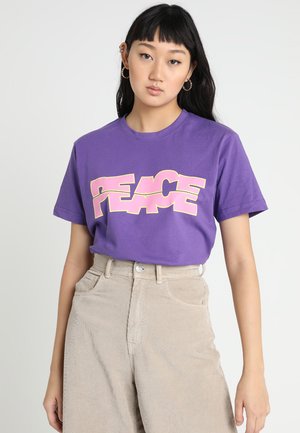 Mister Tee LADIES PEACE TEE - T-shirts med print - ultra violet
