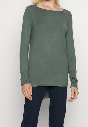 Sweter
