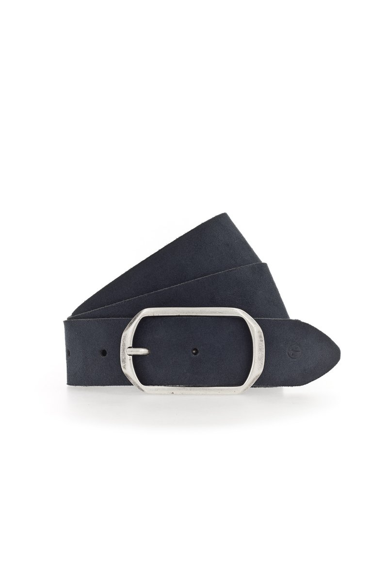 Marine leren riem met een matte afwerking, voorzien van een zilveren rechthoekige gesp en een gestructureerd oppervlak; opgerolde uiteinden lopen taps toe naar de punt.
