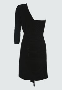 Svart, enaxlad klänning med rynkad textur, som har en figurnära silhuett och en asymmetrisk nederkant. Tillverkad av ett mjukt, stretchigt material.