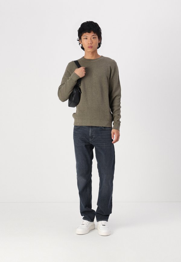 MOSA STRAIGHT - Straight leg jeans - worn in funnel cloud3