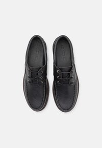 Les Deux TORIN  - Sapatos de barco - black