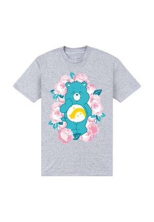 Grå bomulds-t-shirt med et blåt bjørnegrafik omgivet af lyserøde roser, med et gult og hvidt design på bjørnens mave.